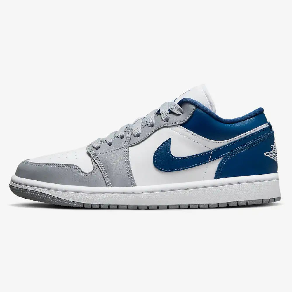 Nike air deals jordan low blue